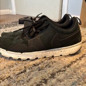 Nike Black and White Sneakers Classic Athletic Style